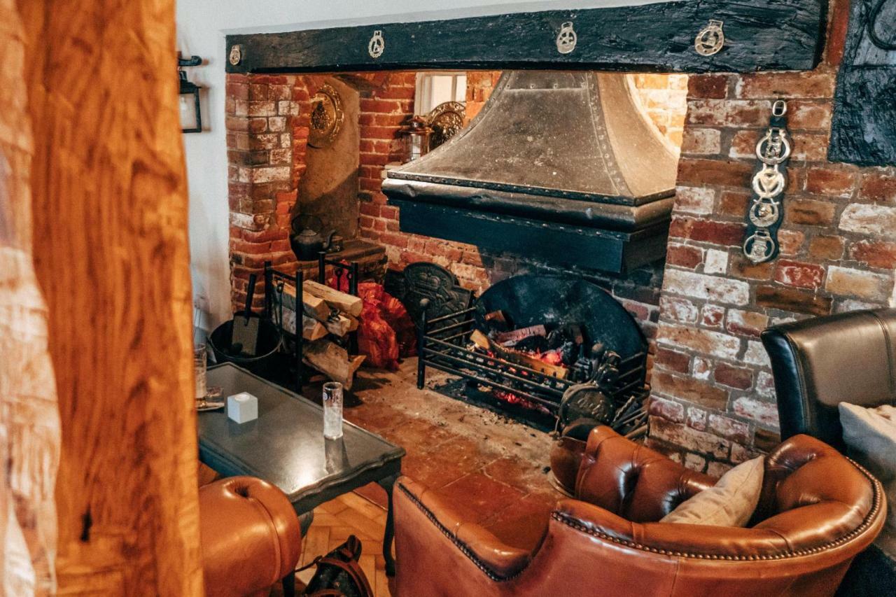 The Potters Arms Hotel Amersham Eksteriør billede